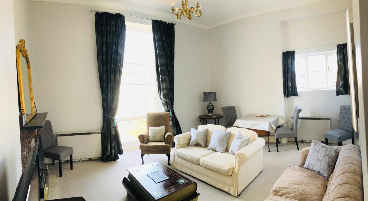 Alexander House Apartment Corsham Ngoại thất bức ảnh